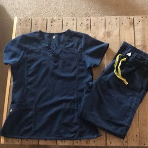 Navy scrubs!!!